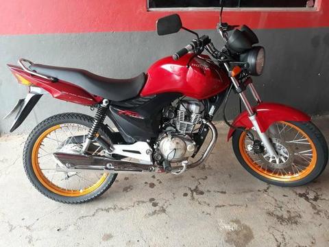 Vendo essa linda fam 150 em dias no ponto de transferência meu número 991559944 - 2013