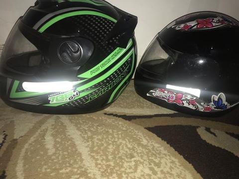 2 capacete praticamente novos