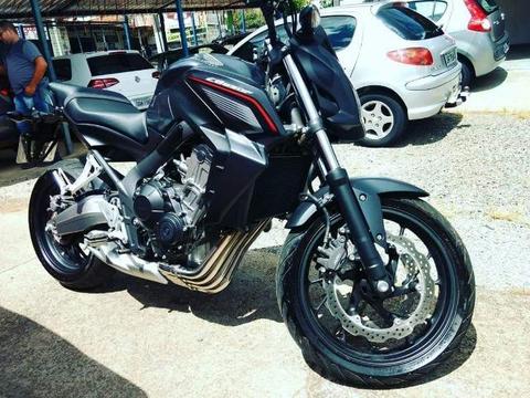 Honda Cb - 2015