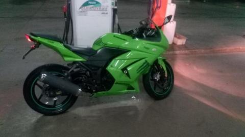 Kawasaki Ninja 250r - 2011