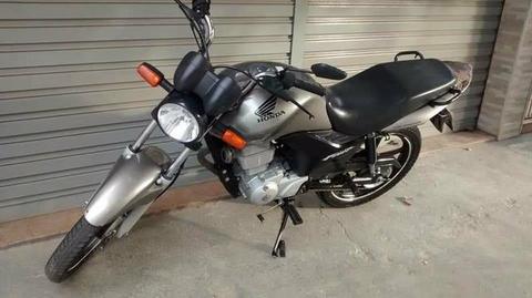 Fan 150 ESI 2010 / 2019 pago vendo ou troco por moto de menor valor parcelo a volta - 2010