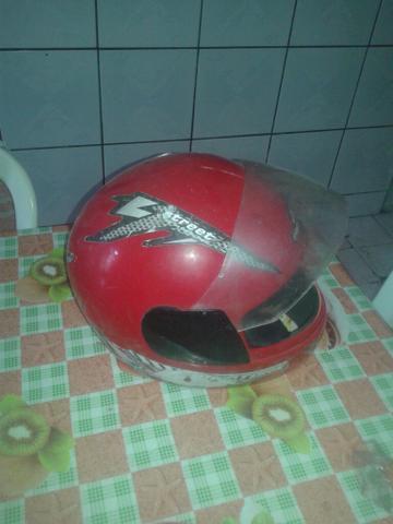 Vendo capacete de moto