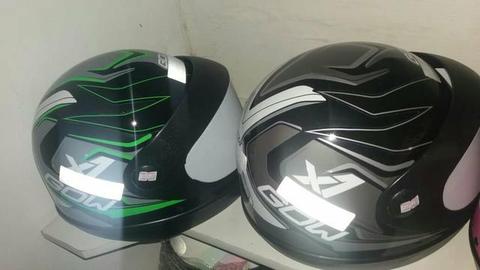 Capacete Gow mega oferta 84,99 retirar na Helmet Services zap 988169715