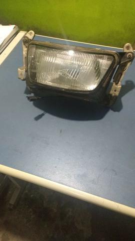 Farol de Suzuki RF600/900