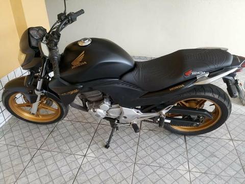 Cb300 mod 14 licenciada 2019  - 2014