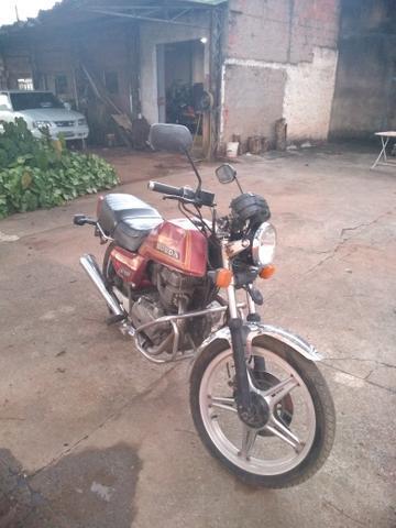 Moto Honda cb 400 - 1982