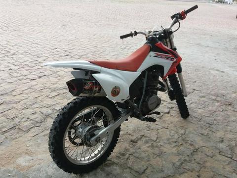 Moto - 2000