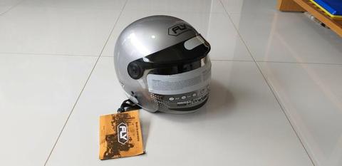 Capacete Fly F17 sem uso