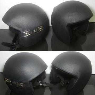 2 capacetes custom