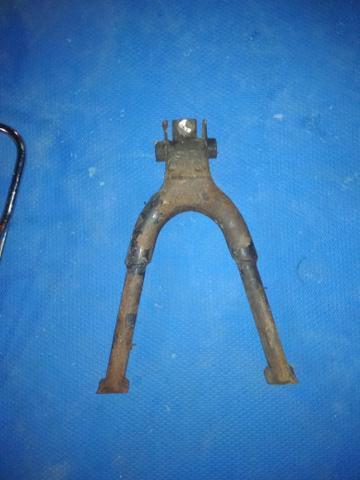 Descanso central TITAN, FAN 125 ,150 OU 160 aceitamos cartoes de credito