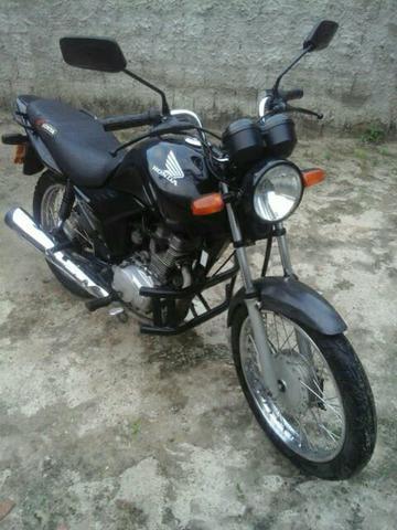 Moto fan 125 ES partida ano 2012 - 2012