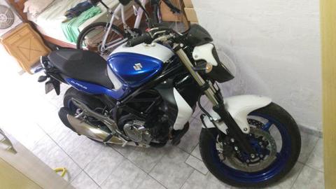 Suzuki gladius 650 cc - 2016