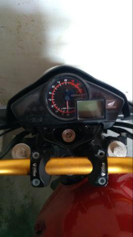 Painel da Honda CB300R