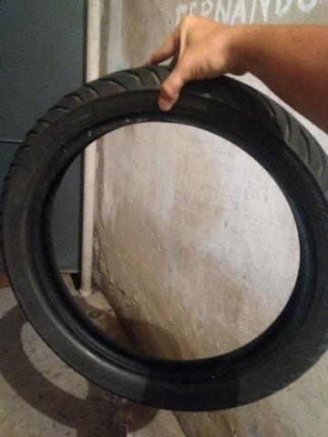 Pneu Pirelli 100/80/18 leia a descrição