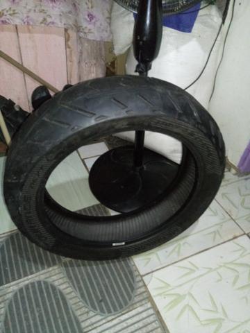 Vendo peneu da cb 300