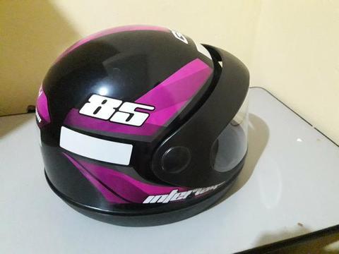 Capacete