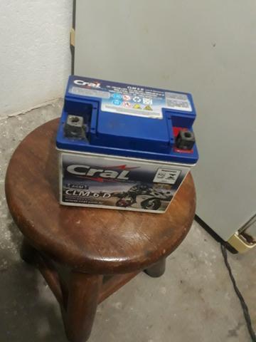 Bateria de moto cb 300