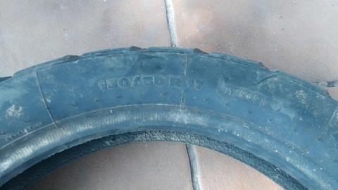 Pneu Michelin 130/80- R 17