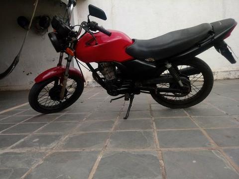 Moto 2008 - 2008