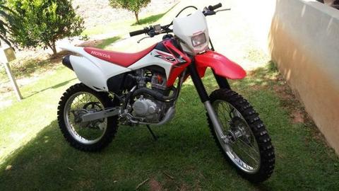 Crf 230 16/17 - 2016