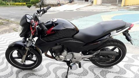 Honda Cb CB300 preta 2011 linda - 7.000,00 - 2011