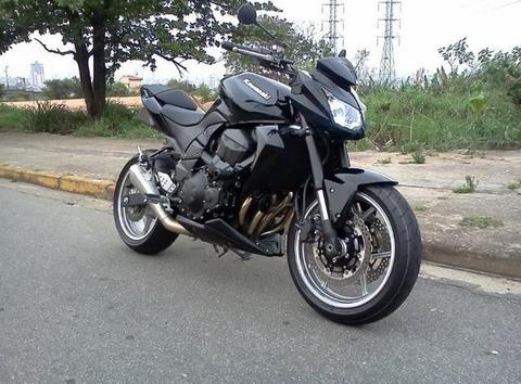 Kawasaki Z750 2010 - 2010