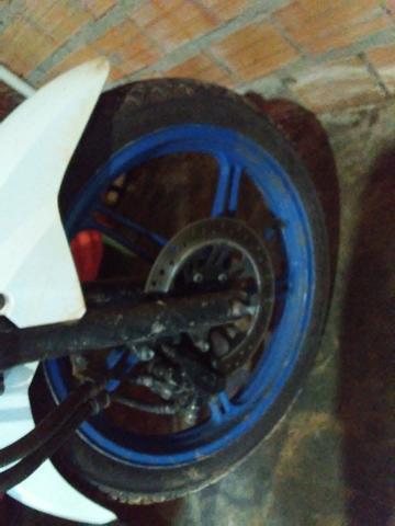 Vendo diantera de moto titan 150