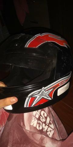 Vendo capacete barbada