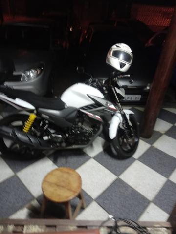 Faizer 17/18. 150 branca. com7000km novinha final3 pg - 2018