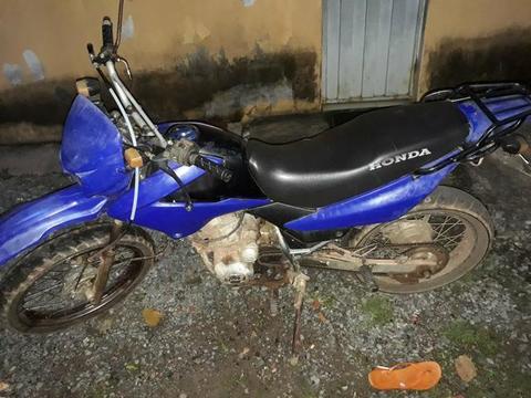 Vendo ou troco essa moto - 2005