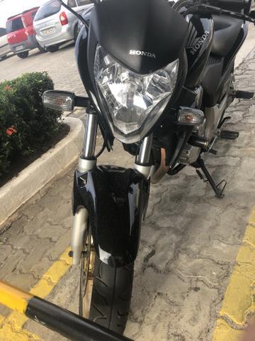 Vende CB 300 - 2015