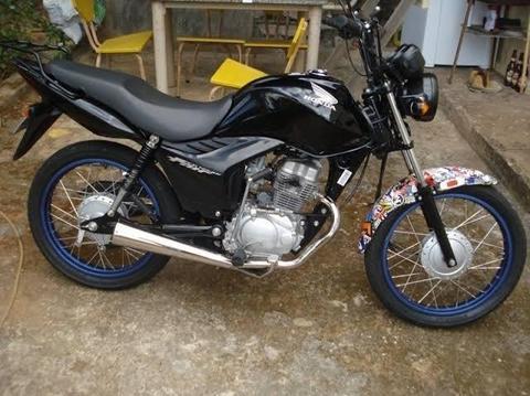 Vendo Estralador P/ Fan 150 Semi novo