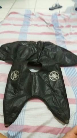 Vendo essa capa de tanque da factor por 15,00 reais