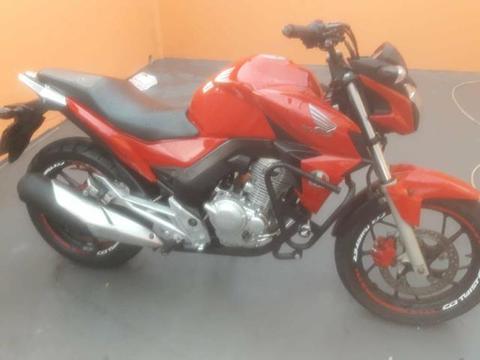 Vendo moto - 2016