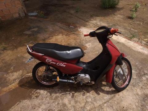 Troco essa Biz c100 2004 em uma moto com Embreagem manual - 2004