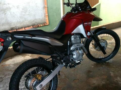 Vendo ou troco xre 300 preferência por Saveiro cabine estendida - 2015