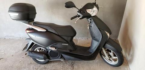 Vendo Lead 110cc - 2016