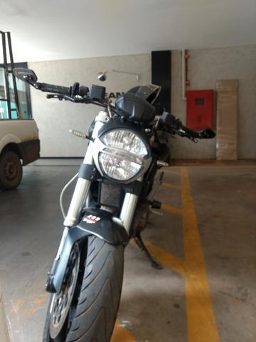 Ducati Monster 696 - 2010