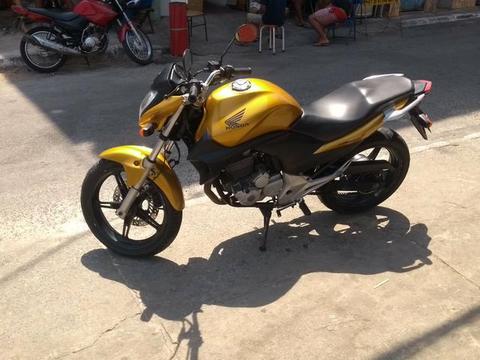 Cb 300 2010 - 2010