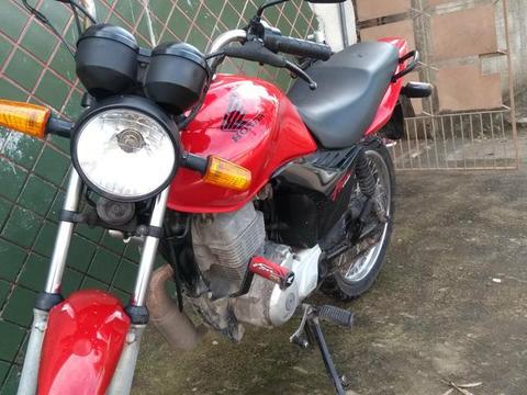 Vendo fan 125 2011 toda em dias. 988872630 - 2011