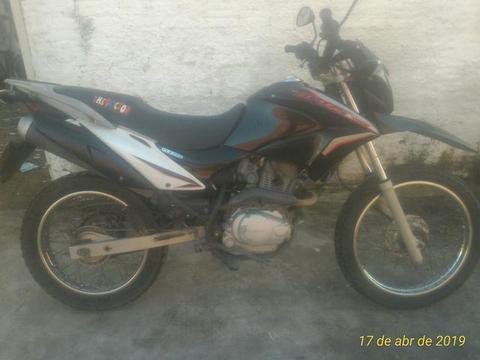 Vendo Bros 150 quitada toda em dias - 2014