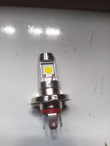 Lâmpada moto led h4