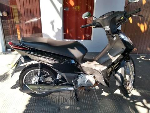 Vendo bis toda original, impecável!!! Ano 2013 com 2019 pago!! - 2013