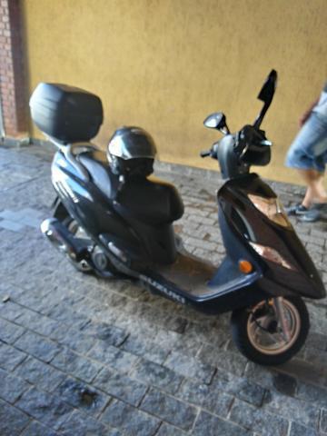 Suzuki burgman 125 i 2013 - 2013