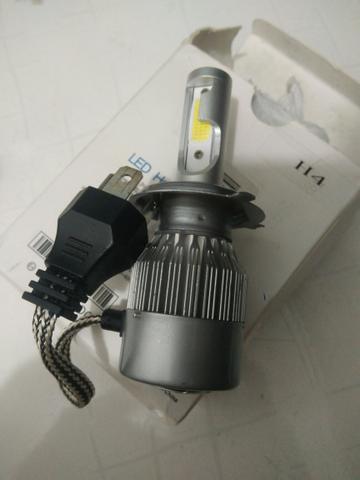 1 lâmpada de LED H4 farol de moto