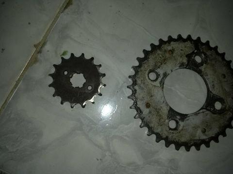 Relação de 16 35 so com 120 km rodados semi nova