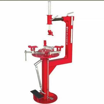 Máquina de pneu manual