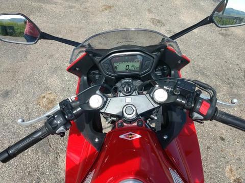 Moto CBR 500r - 2014