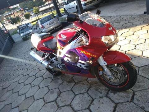 Moto - 1998