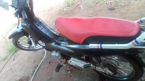 Vendo essa shineray 50tinha ta cansado de andar apé aproveita - 2012